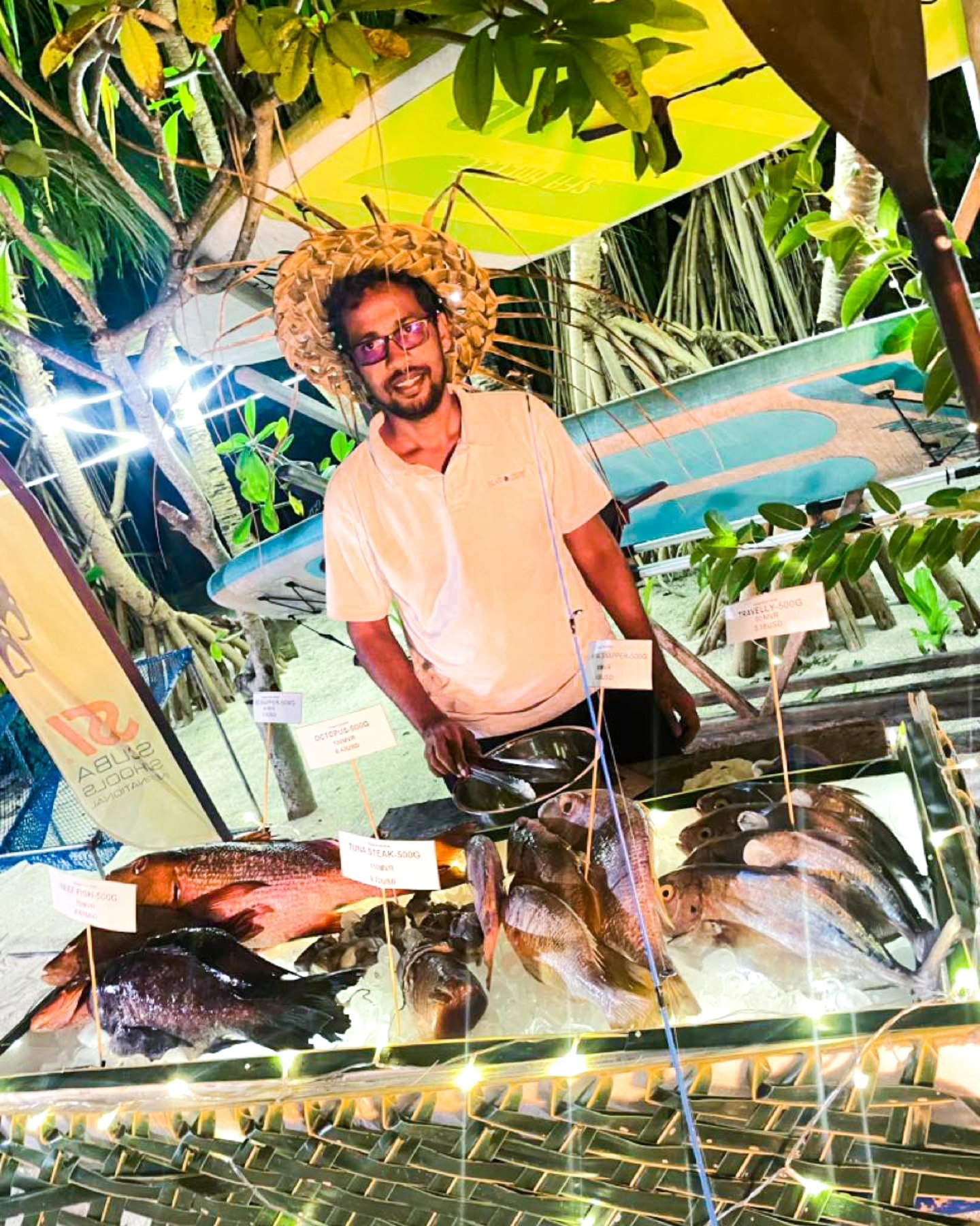 Traditional Bodu Beru performance with dining