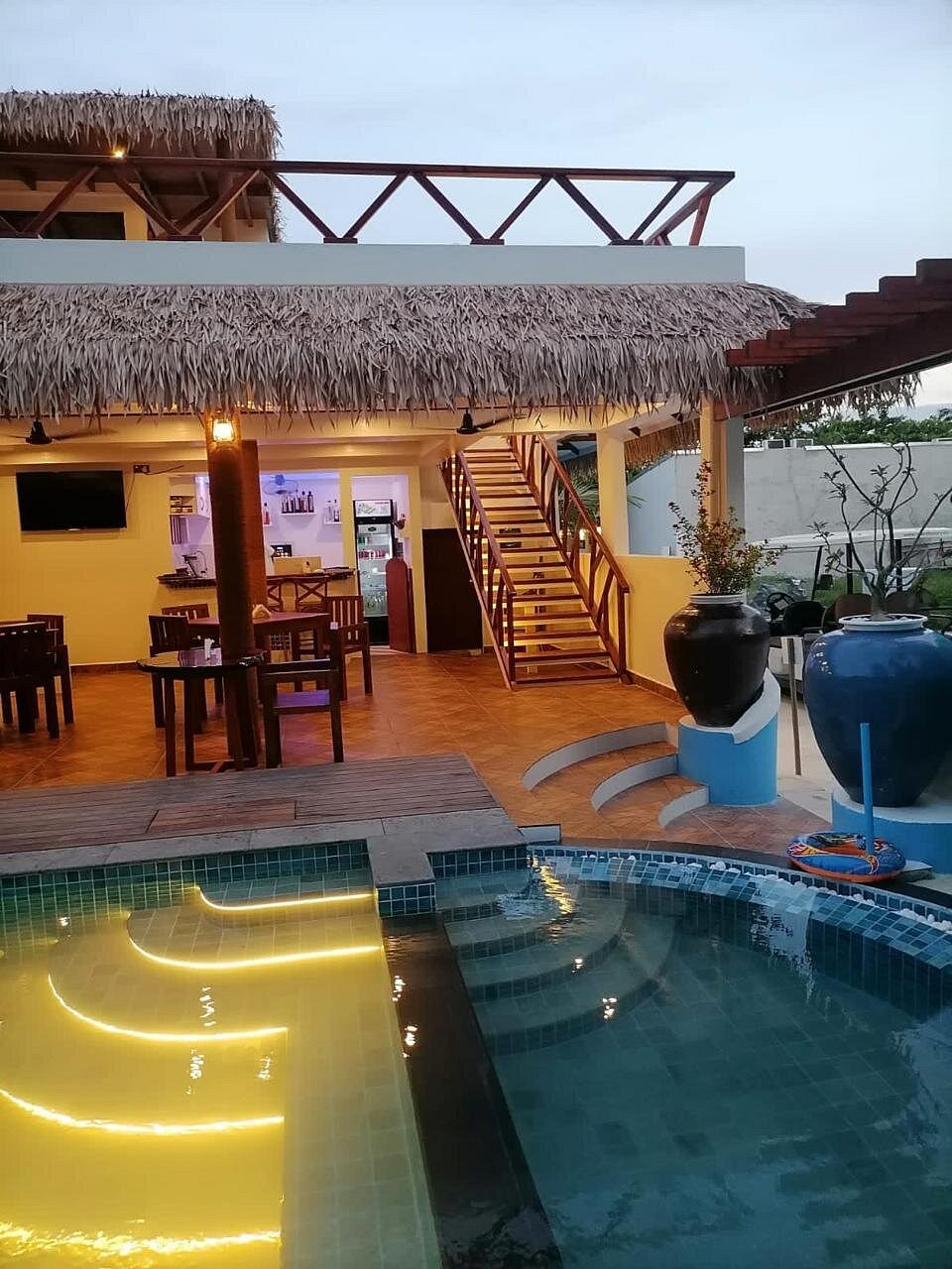 Take-away and beach picnic presentation